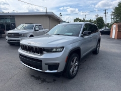 Used 2021  Jeep Grand Cherokee L Limited 4x4 at City Wide Auto Credit near Toledo&comma; OH