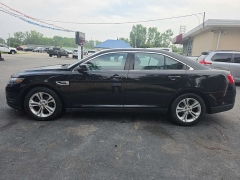 Used 2018  Ford Taurus 4d Sedan FWD SEL at City Wide Auto Credit near Toledo&comma; OH