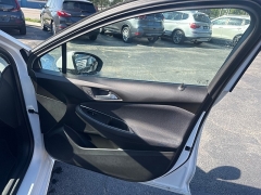 Used 2018  Chevrolet Cruze 4d Sedan LT Auto at City Wide Auto Credit near Toledo, OH