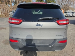 Used 2016  Jeep Cherokee 4d SUV 4WD Limited V6 at City Wide Auto Credit near Toledo&comma; OH