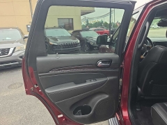 Used 2019  Jeep Grand Cherokee 4d SUV 4WD Overland V6 at City Wide Auto Credit near Toledo&comma; OH