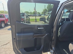 Used 2019  GMC Sierra 1500 4WD Crew Cab SLE at City Wide Auto Credit near Toledo&comma; OH