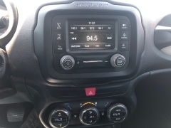 Used 2017  Jeep Renegade 4d SUV 4WD Latitude at City Wide Auto Credit near Toledo, OH