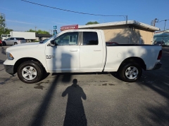 Used 2019  Ram 1500 Classic 4WD Quad Cab SLT at City Wide Auto Credit near Toledo&comma; OH