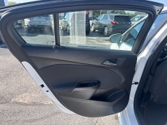 Used 2018  Chevrolet Cruze 4d Sedan LT Auto at City Wide Auto Credit near Toledo, OH