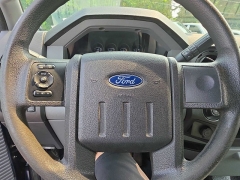 Used 2016  Ford Super Duty F-250 2WD Crew Cab XL at City Wide Auto Credit near Toledo&comma; OH