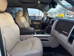 Used 2017  Ram 1500 4WD Crew Cab Laramie at City Wide Auto Credit near Toledo&comma; OH