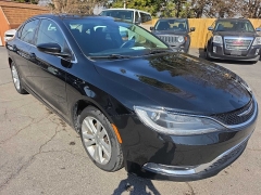 Used 2015  Chrysler 200 4d Sedan Limited I4 at City Wide Auto Credit near Toledo&comma; OH