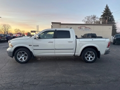 Used 2017  Ram 1500 4WD Crew Cab Laramie at City Wide Auto Credit near Toledo&comma; OH