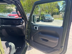 Used 2022  Jeep Gladiator Sport 4x4 at City Wide Auto Credit near Toledo&comma; OH