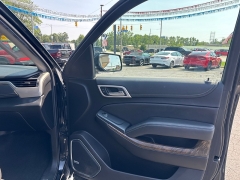 Used 2018  GMC Yukon 4d SUV 4WD Denali at City Wide Auto Credit near Toledo&comma; OH