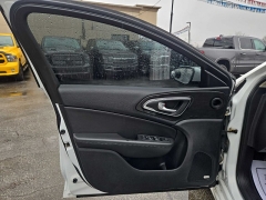 Used 2016  Chrysler 200 4d Sedan C V6 at City Wide Auto Credit near Toledo&comma; OH