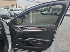 Used 2015  Cadillac XTS 4d Sedan Luxury AWD at City Wide Auto Credit near Toledo&comma; OH
