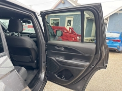 Used 2024  Jeep Grand Cherokee Laredo 4x4 at City Wide Auto Credit near Toledo&comma; OH