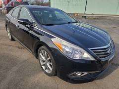 Used 2017  Hyundai Azera 4d Sedan at City Wide Auto Credit near Toledo&comma; OH