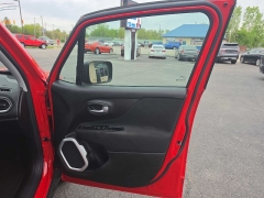 Used 2019  Jeep Renegade 4d SUV 4WD Sport at City Wide Auto Credit near Toledo&comma; OH