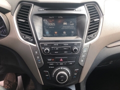 Used 2017  Hyundai Santa Fe 4d SUV AWD SE at City Wide Auto Credit near Toledo, OH