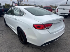 Used 2016  Chrysler 200 4d Sedan C V6 at City Wide Auto Credit near Toledo&comma; OH