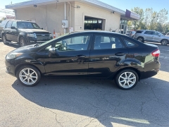 Used 2019  Ford Fiesta 4d Sedan SE at City Wide Auto Credit near Toledo&comma; OH
