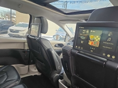 Used 2020  Chrysler Pacifica 4d Wagon Limited at City Wide Auto Credit near Toledo&comma; OH