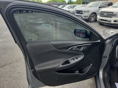 Used 2018  Chevrolet Malibu 4d Sedan LT at City Wide Auto Credit near Toledo&comma; OH