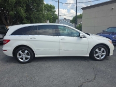 Used 2011  Mercedes-Benz R-Class 4d Wagon R350 4matic at City Wide Auto Credit near Toledo&comma; OH