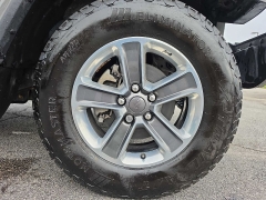 Used 2019  Jeep Wrangler Unlimited 4d SUV 4WD Sahara at City Wide Auto Credit near Toledo&comma; OH