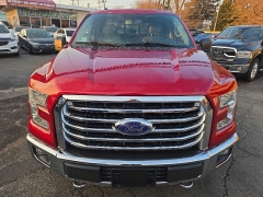 Used 2015  Ford F-150 4WD Supercrew XLT 5 1&sol;2 at City Wide Auto Credit near Toledo&comma; OH