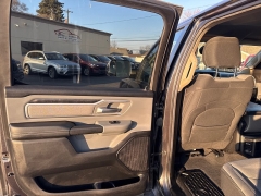 Used 2019  Ram 1500 4WD Crew Cab Big Horn&sol;Lone Star at City Wide Auto Credit near Toledo&comma; OH