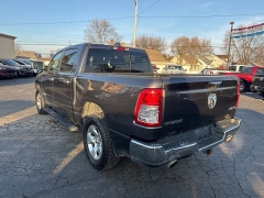 Used 2019  Ram 1500 4WD Crew Cab Big Horn&sol;Lone Star at City Wide Auto Credit near Toledo&comma; OH