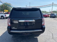 Used 2018  GMC Yukon 4d SUV 4WD Denali at City Wide Auto Credit near Toledo&comma; OH