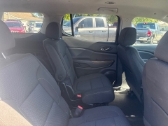 Used 2020  GMC Acadia 4d SUV FWD SLE V6 at City Wide Auto Credit near Toledo&comma; OH