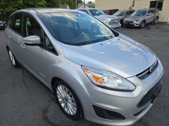 Used 2017  Ford C-MAX Hybrid 4d Hatchback SE at City Wide Auto Credit near Toledo, OH