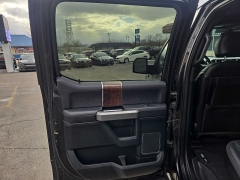 Used 2015  Ford F-150 4WD Supercrew Platinum 5 1&sol;2 at City Wide Auto Credit near Toledo&comma; OH