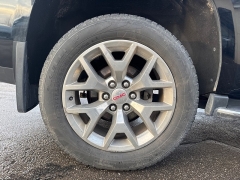 Used 2020  GMC Yukon 4d SUV 4WD SLT Standard Edition at City Wide Auto Credit near Toledo&comma; OH