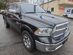Used 2017  Ram 1500 4WD Crew Cab Laramie at City Wide Auto Credit near Toledo&comma; OH