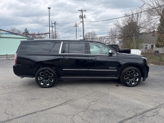 Used 2019  GMC Yukon XL 4d SUV 4WD Denali at City Wide Auto Credit near Toledo&comma; OH