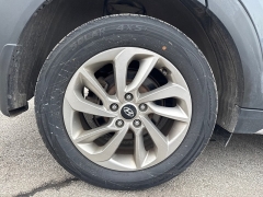 Used 2017  Hyundai Tucson 4d SUV AWD SE Plus at City Wide Auto Credit near Toledo&comma; OH