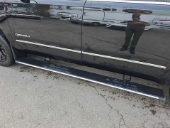 Used 2020  GMC Yukon XL 4d SUV 4WD Denali at City Wide Auto Credit near Toledo&comma; OH