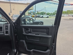 Used 2019  Ram 1500 Classic 4WD Crew Cab Express at City Wide Auto Credit near Toledo&comma; OH