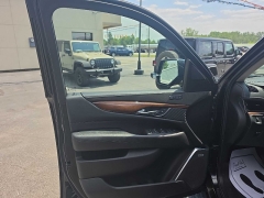 Used 2019  Cadillac Escalade ESV 4d SUV 4WD Premium Luxury at City Wide Auto Credit near Toledo&comma; OH