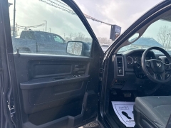 Used 2018  Ram 1500 4WD Crew Cab Express at City Wide Auto Credit near Toledo&comma; OH