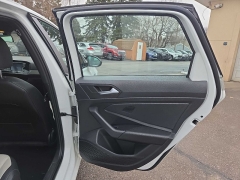 Used 2019  Volkswagen Jetta 4d Sedan 1&period;4T R-Line at City Wide Auto Credit near Toledo&comma; OH