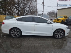 Used 2016  Chrysler 200 4d Sedan C V6 at City Wide Auto Credit near Toledo&comma; OH