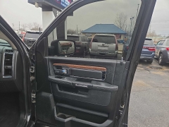 Used 2017  Ram 1500 4WD Crew Cab Laramie at City Wide Auto Credit near Toledo&comma; OH