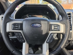 Used 2016  Ford F-150 4WD SuperCrew Lariat 6 1&sol;2 at City Wide Auto Credit near Toledo&comma; OH