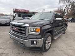 Used 2015  GMC Sierra 1500 4WD Crew Cab SLT at City Wide Auto Credit near Toledo&comma; OH