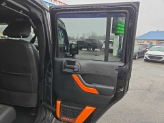 Used 2016  Jeep Wrangler Unlimited 4d Convertible Rubicon at City Wide Auto Credit near Toledo&comma; OH