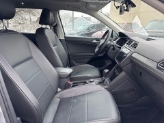 Used 2021  Volkswagen Tiguan 2&period;0T SEL Premium R-Line 4MOTION at City Wide Auto Credit near Toledo&comma; OH