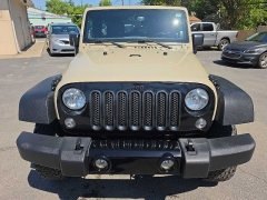 Used 2018  Jeep Wrangler JK Unlimited 4d SUV 4WD Sport Willys Wheeler at City Wide Auto Credit near Toledo&comma; OH